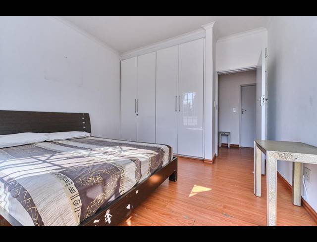 4 BEDROOM HOUSE FOR SALE IN BENMORE GARDENS